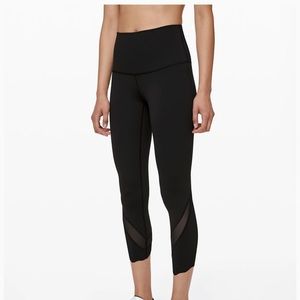 Wunder Under Scallop 23” Pant